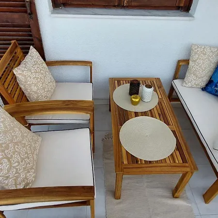 Apartment Artemis златна гледка към морето